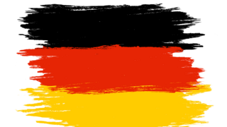 Deutsche Flagge grob mit einem breiten Pinsel gemalt