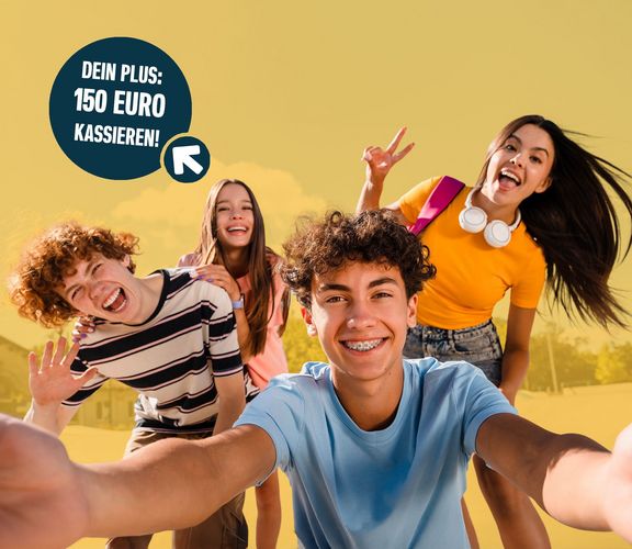 Willkommen Spleens-Teens Vier Jugendliche lachen in die Selfiekamera