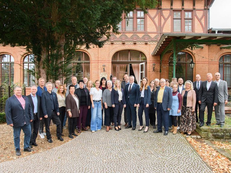 Gruppenbild des Verwaltungsrates der IKK gesund plus