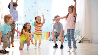 Move-Factory | Kita Kita-Kinder bewegen sich unterschiedlich