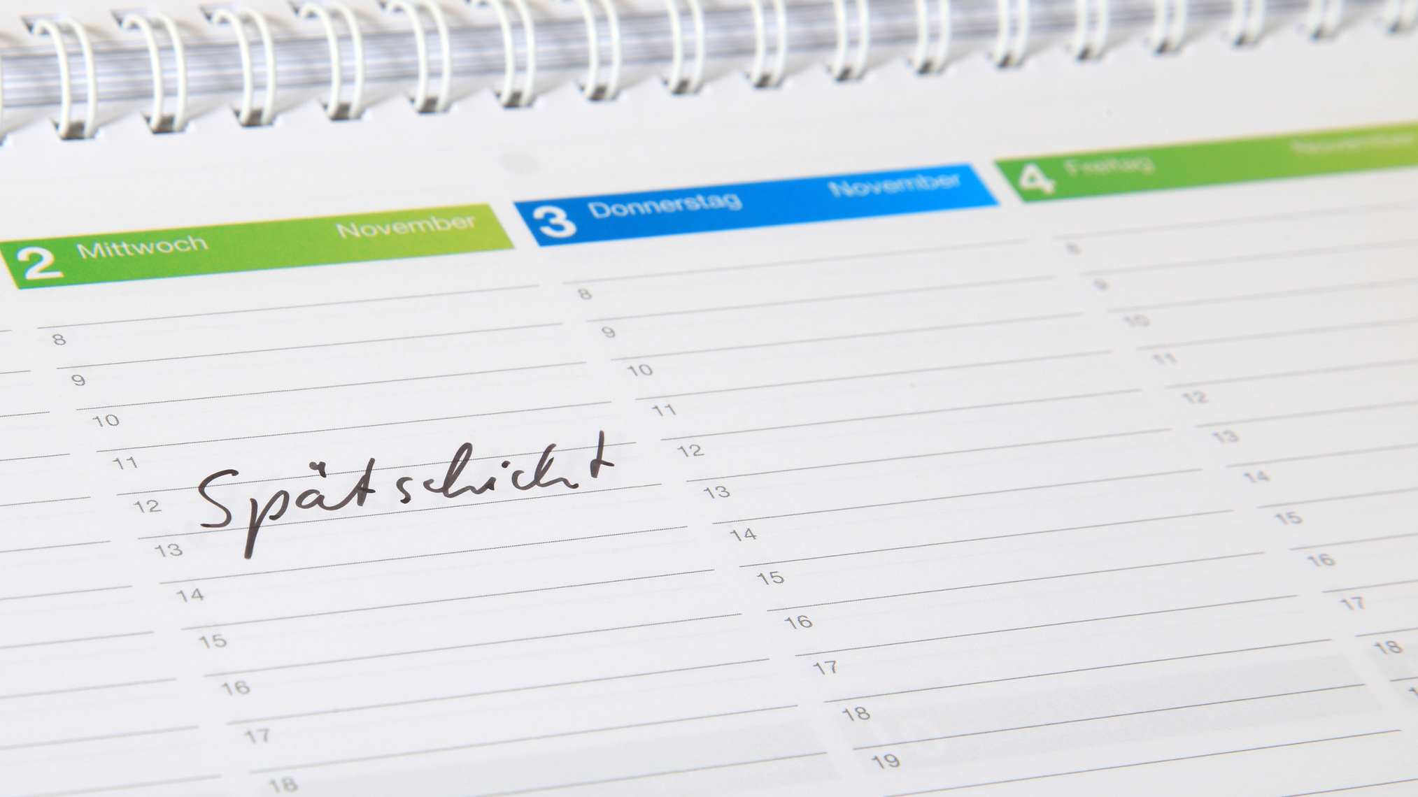 Fit trotz Schichtarbeit Wochenkalender mit dem Eintrag Spätschicht